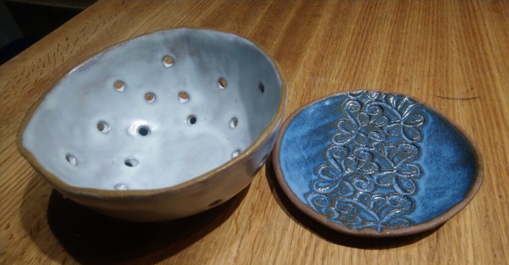Berry Bowl and plate